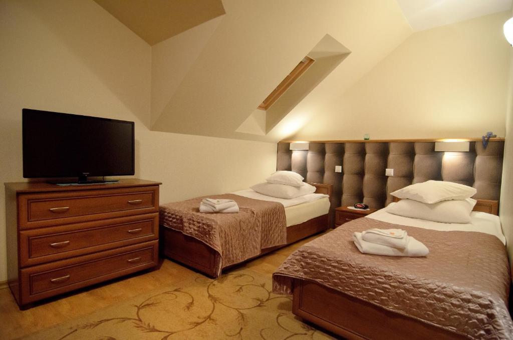 Hotelik Gosciniec Pod Sosnami Drzonkow Zielona Gora  Room photo